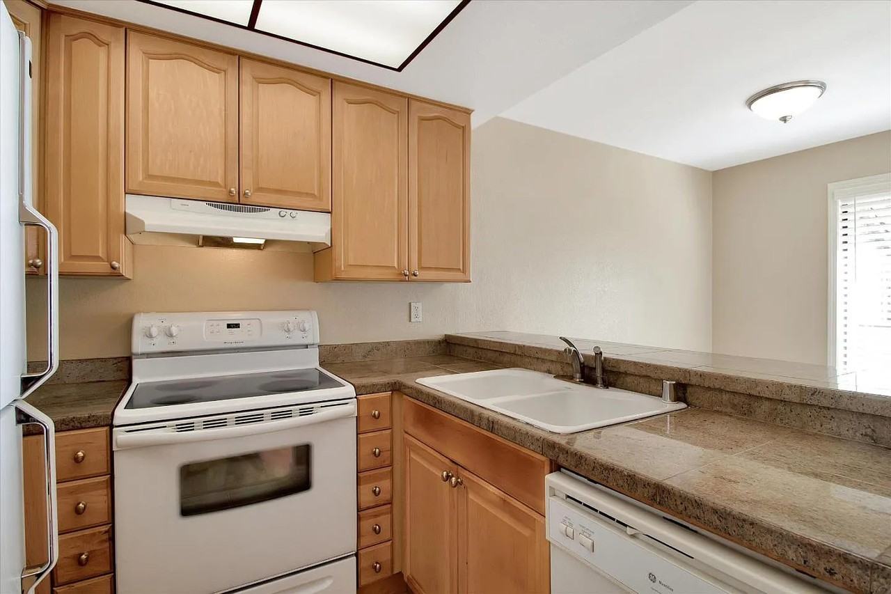 708 Cassaday Ct - Photo 6 of 10