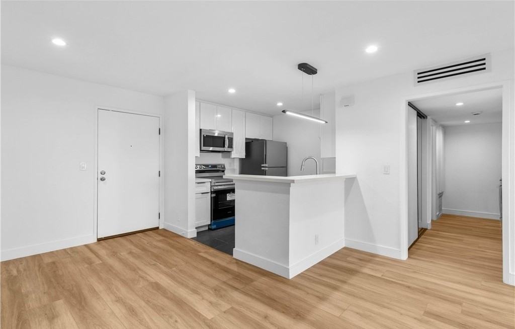 4499 Via Marisol - Photo 7 of 7