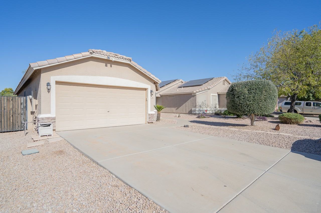 1314 East Cottonwood Road - Photo 3 of 33