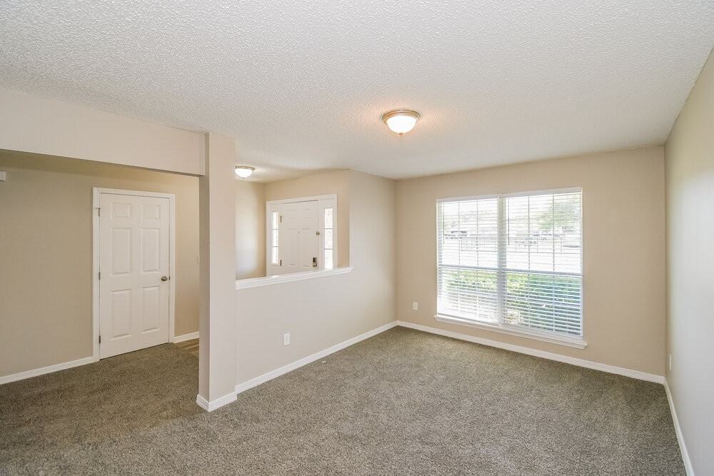 2700 Taylor Hill Dr - Photo 6 of 16