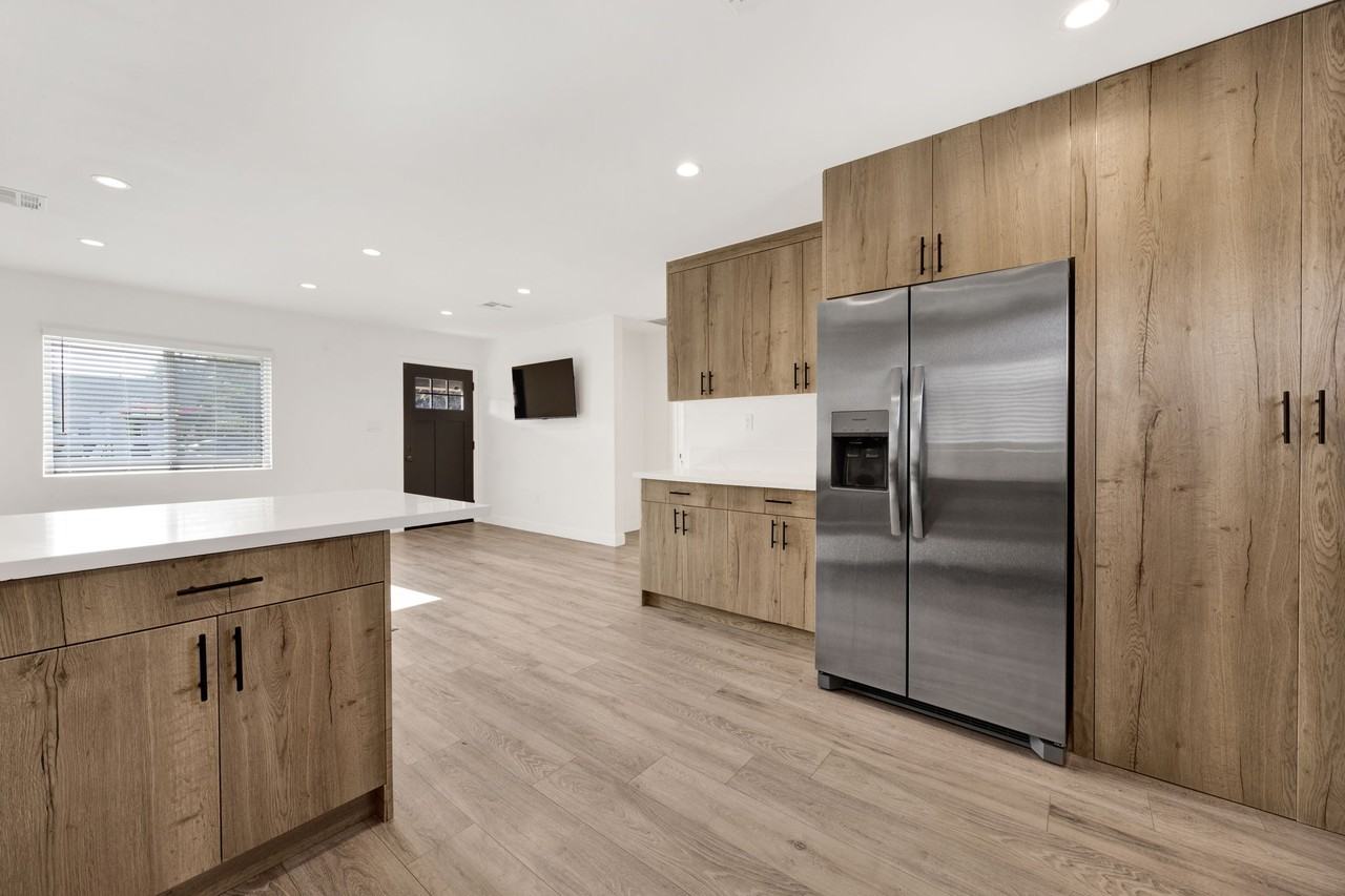 2206 North Brighton Street #NA - Photo 6 of 8