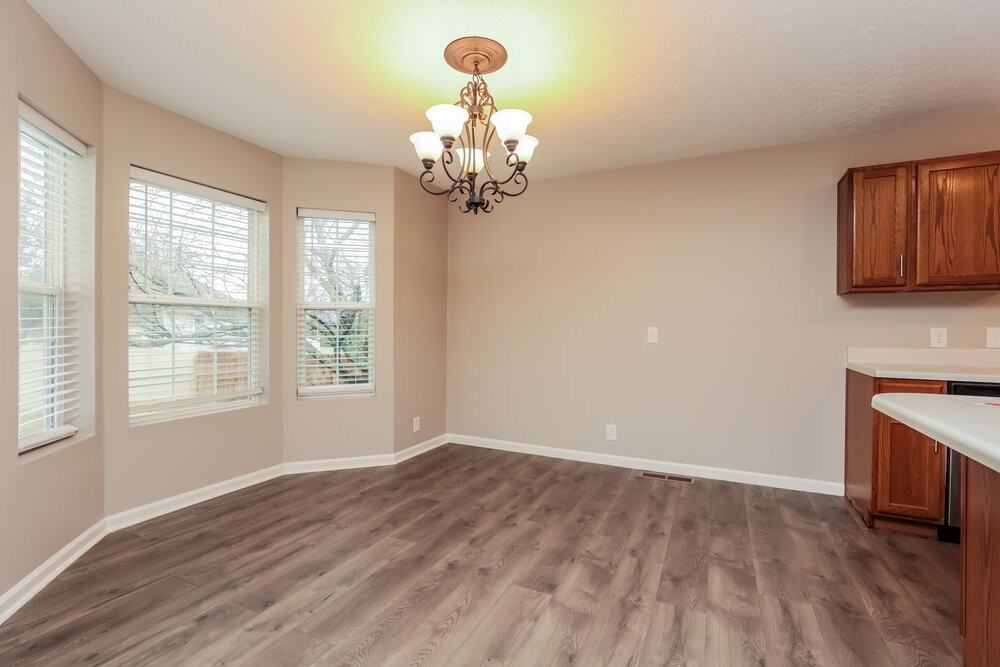 2306 Leighton Way - Photo 4 of 16