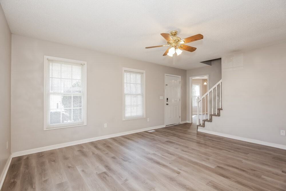 201 Linville Court - Photo 5 of 17