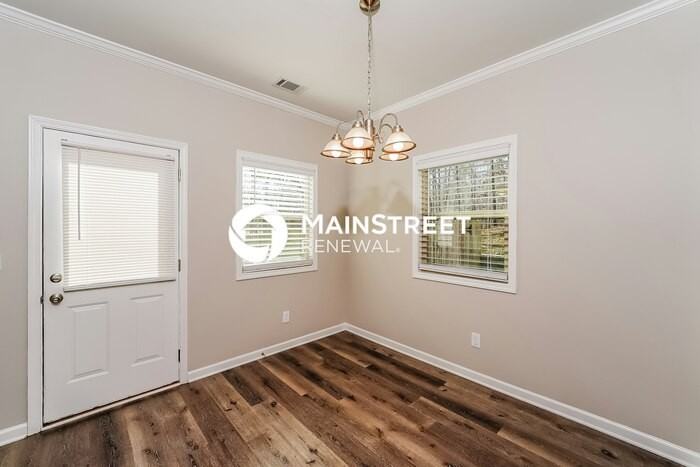 2554 Summit Park Rd - Photo 4 of 17