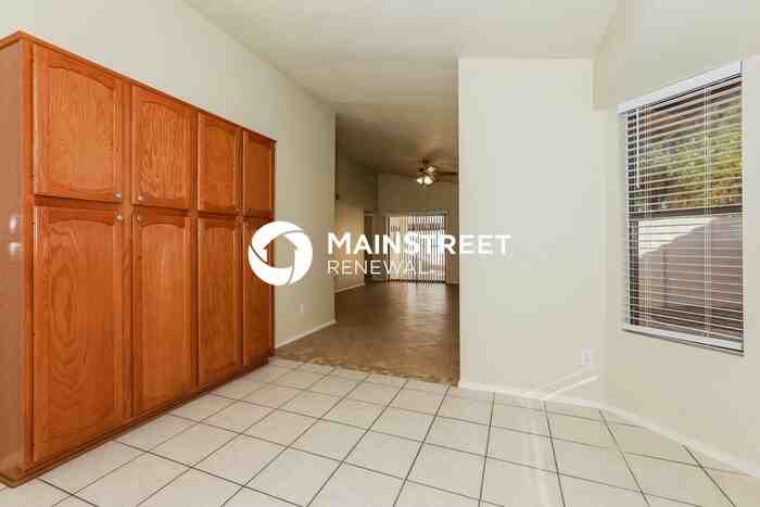 4544 E Garnet Ave - Photo 5 of 16