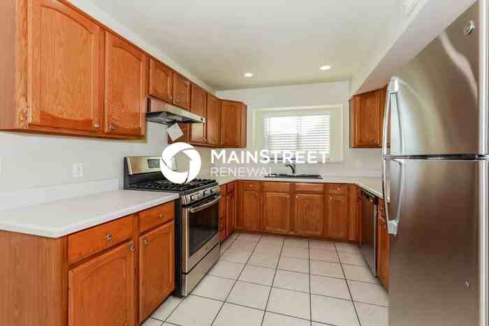 4544 E Garnet Ave - Photo 6 of 16