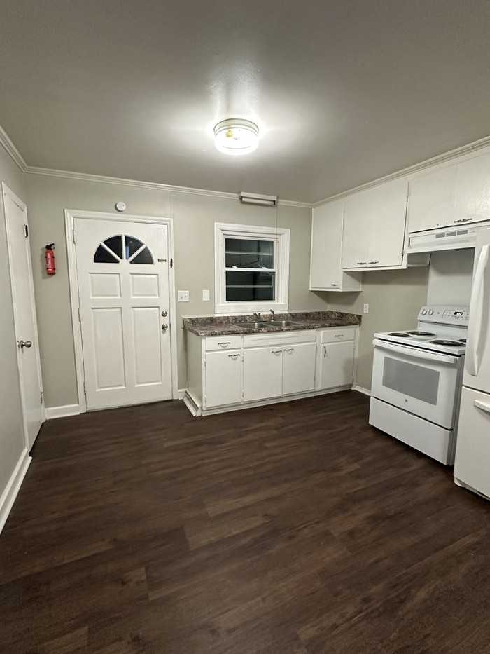 329 N Bost St #1 - Photo 3 of 12