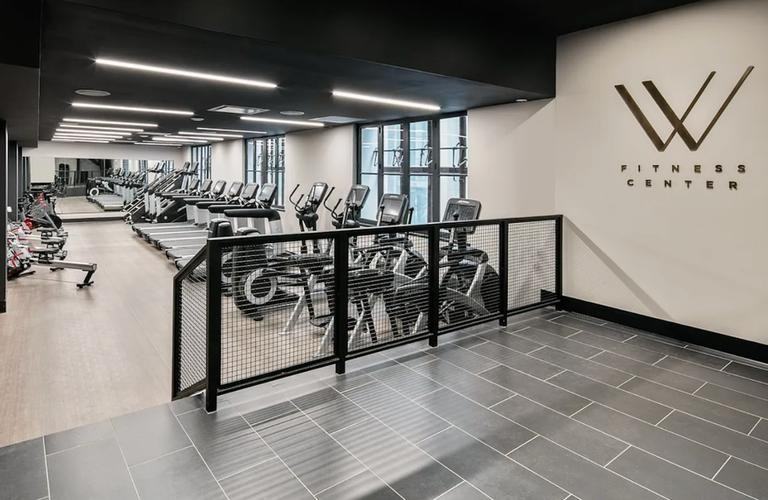 Wall Street #2808 - Photo 4 of 6