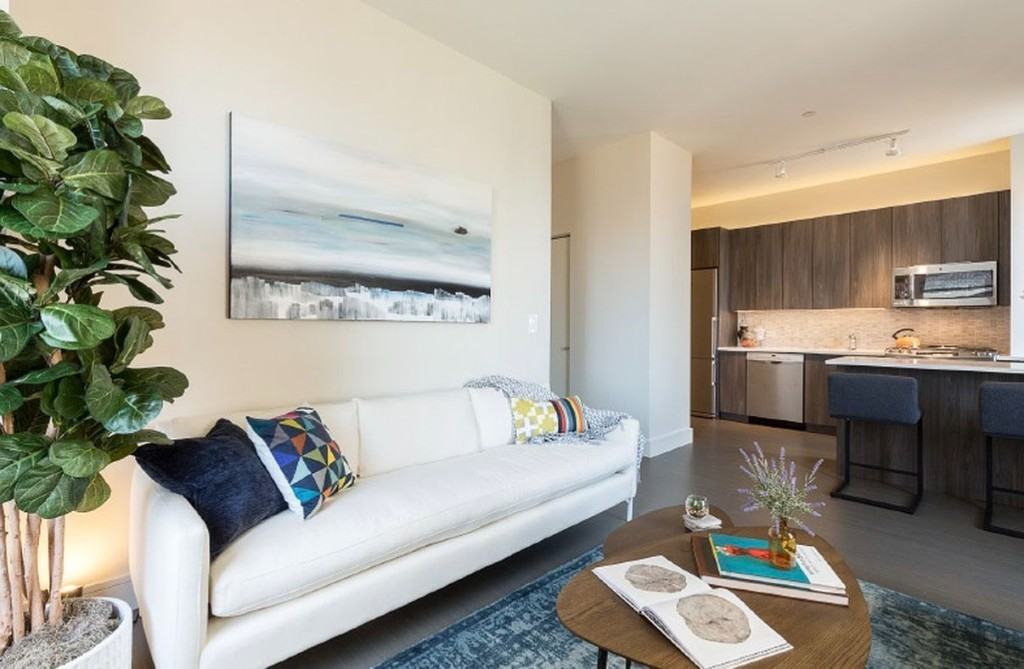 West St #10N - Photo 2 of 10