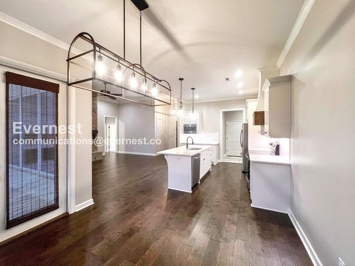 613 Creekside Cv - Photo 4 of 25