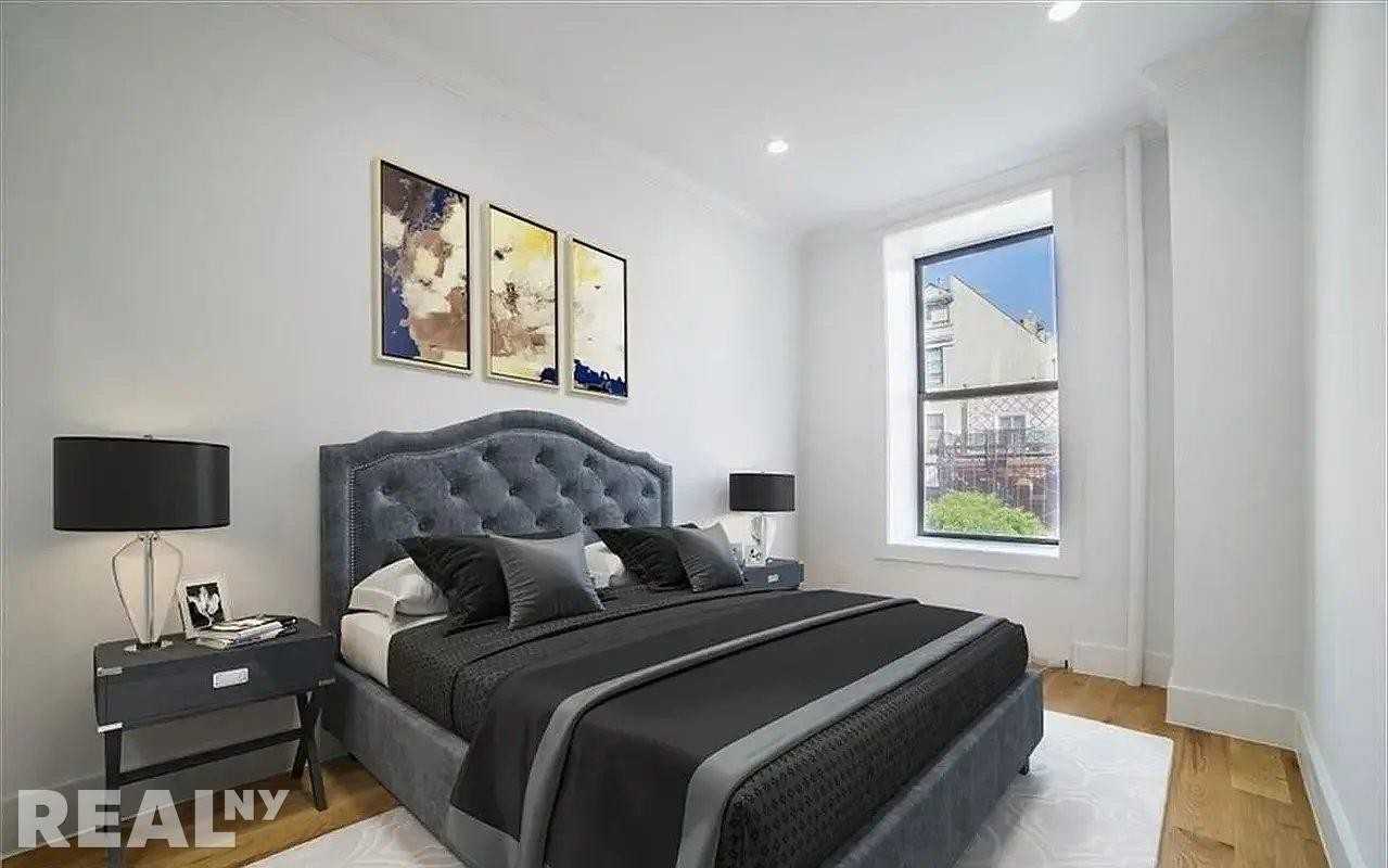 8th Avenue #2C - Photo 3 of 9