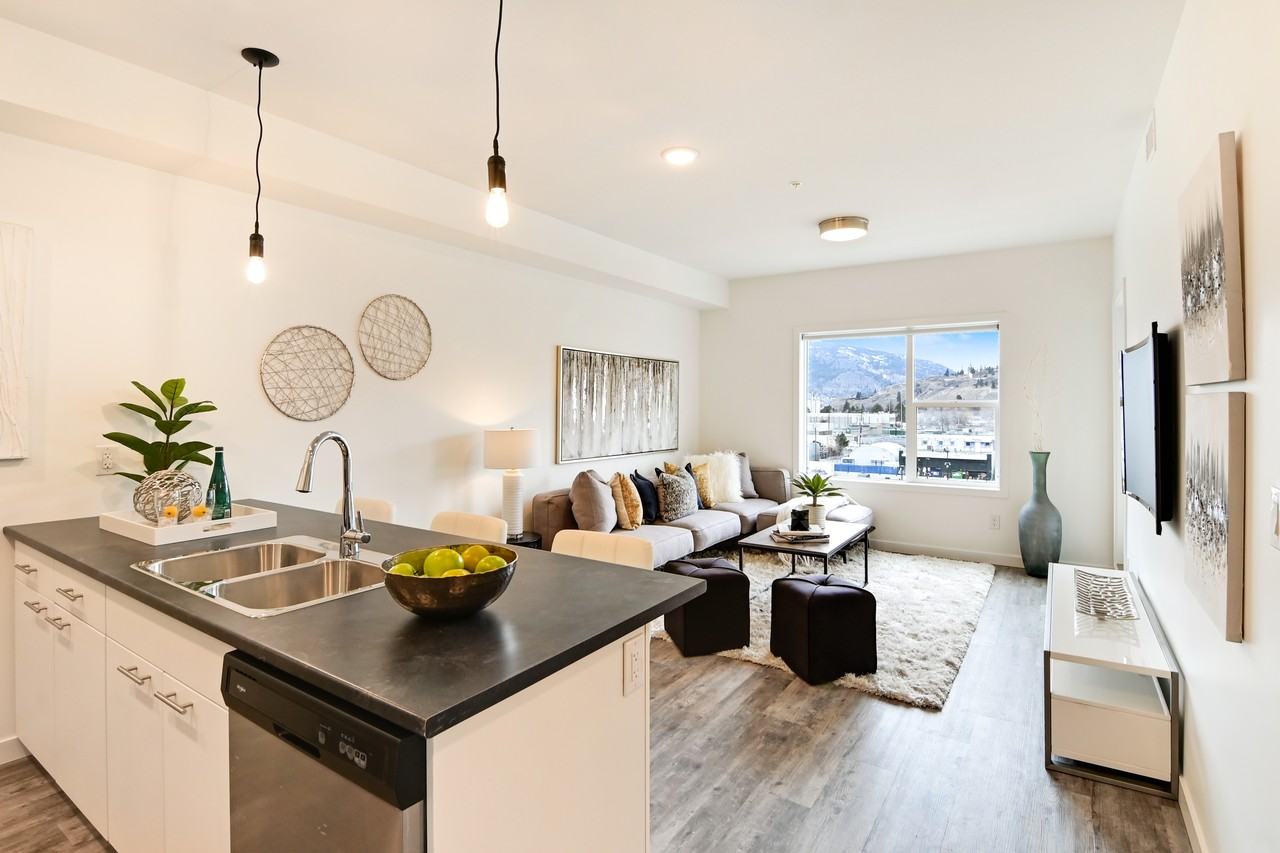 599 Clement Avenue #310 - Photo 3 of 12