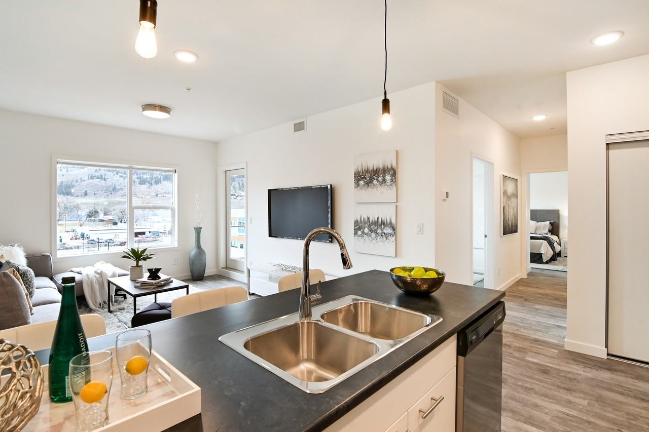 599 Clement Avenue #310 - Photo 5 of 12