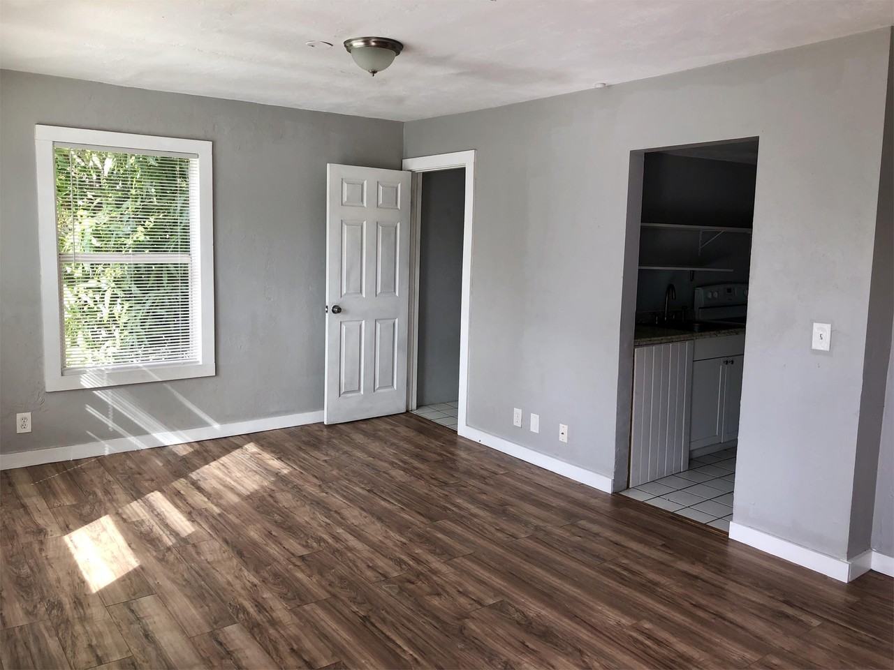 New Smyrna Apartments - Photo 5 of 30