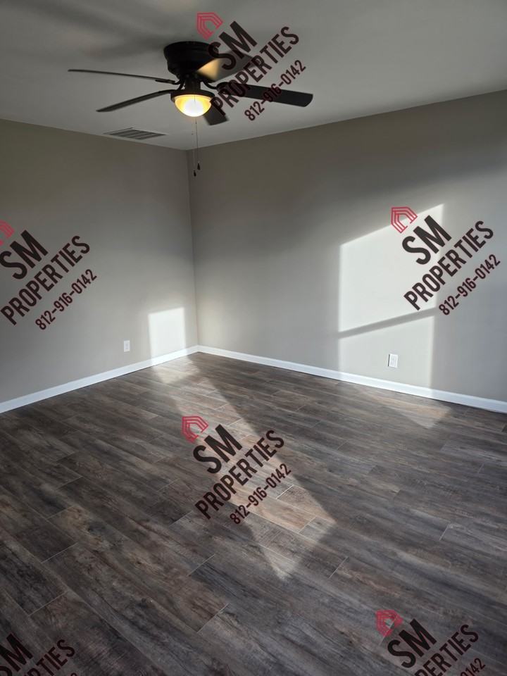 1433 Loeb Street #1 - Photo 3 of 19