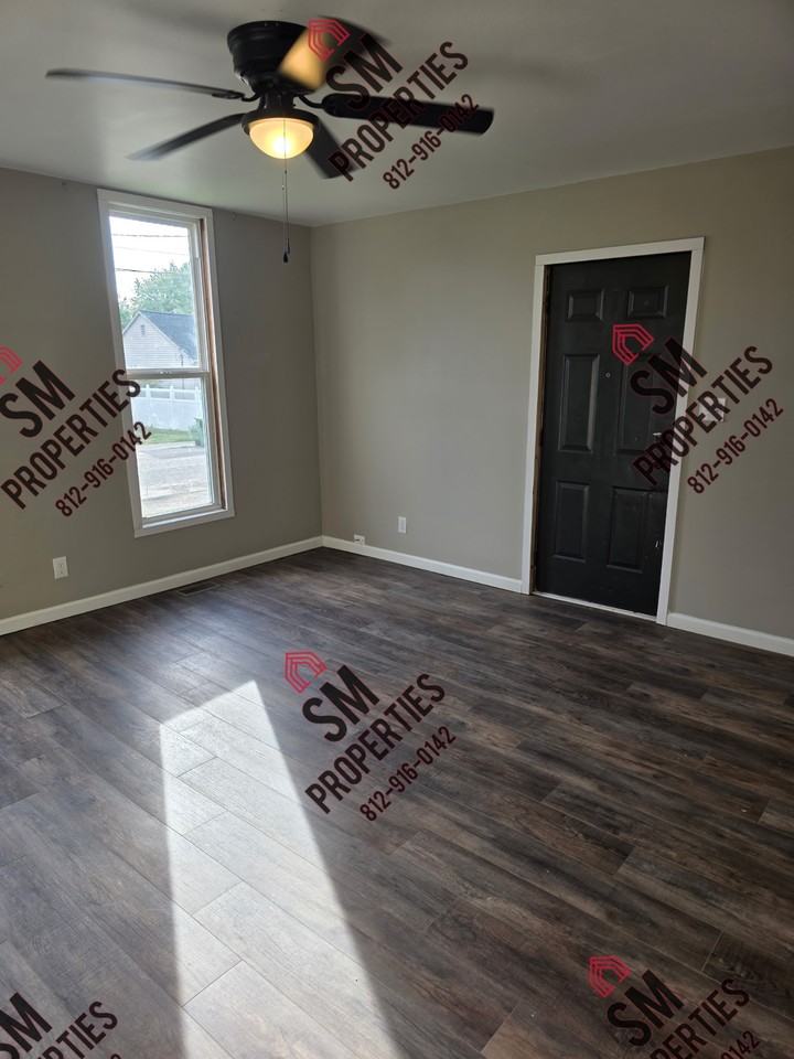 1433 Loeb Street #1 - Photo 5 of 19