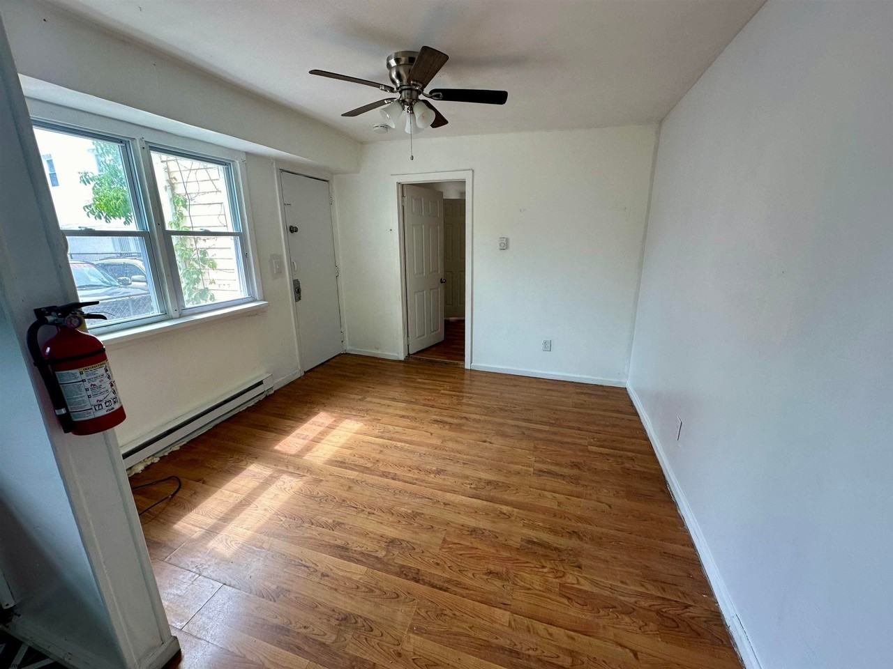 2521 Centennial Ave - Photo 5 of 8