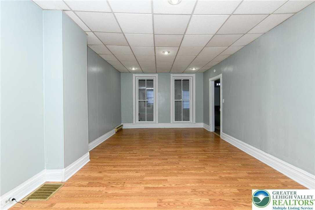 16 Dowell St - Photo 4 of 26