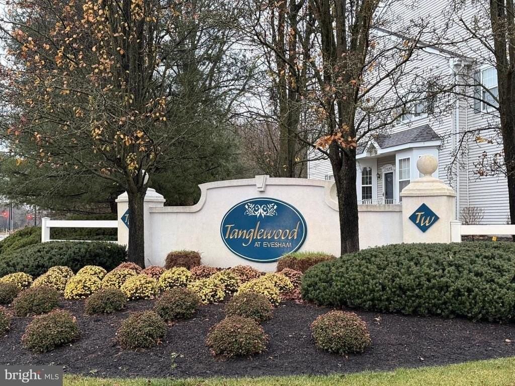 36 Weaver Dr - Photo 3 of 26