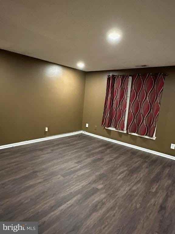 70 Vanderbilt Court - Photo 4 of 14