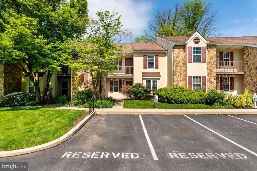 106 Valley Stream Cir - Photo 2 of 39