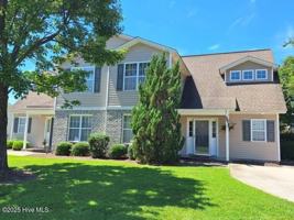 featured image of 2553 Saddleback Drive #A