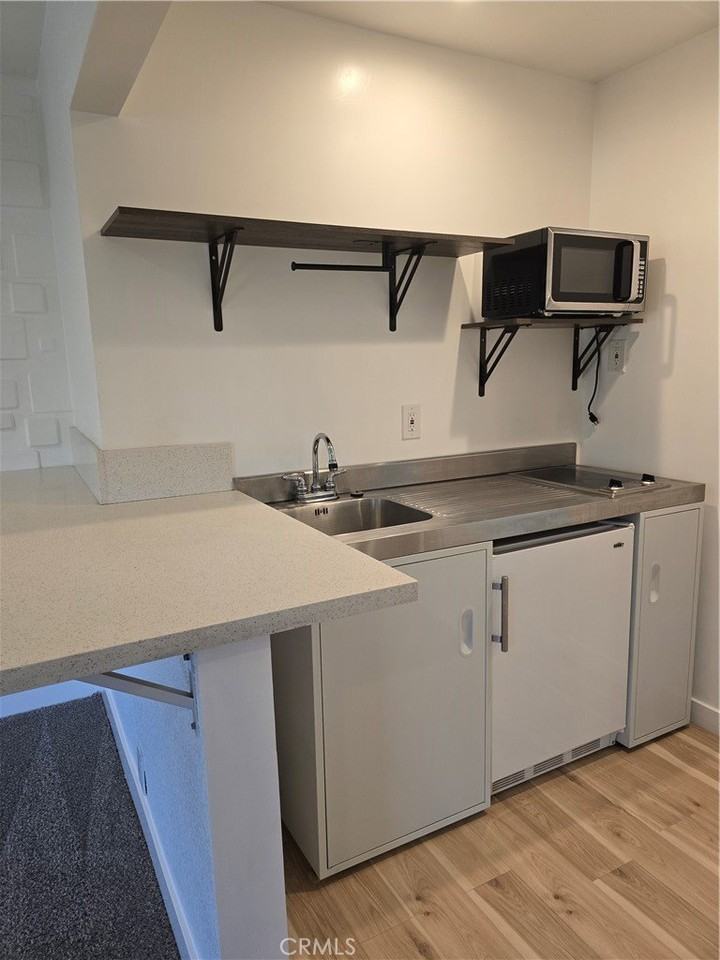 112 East Olive Avenue #F - Photo 7 of 15