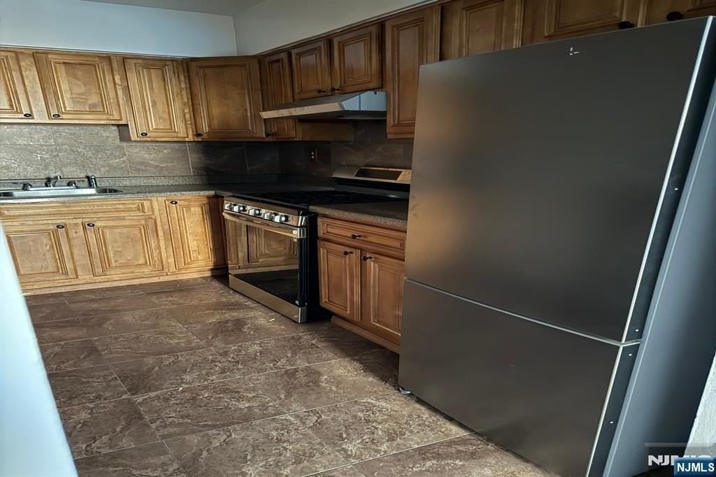 476 476 Main Street 2CD flr - Photo 5 of 8