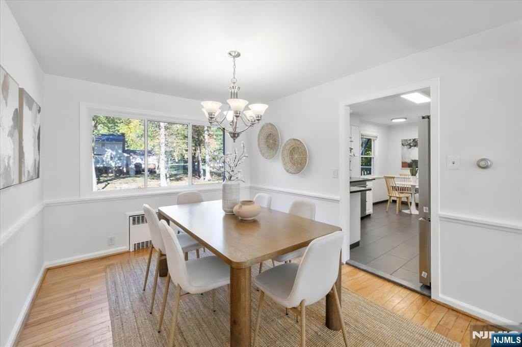 947 East Glen Avenue - Photo 7 of 30