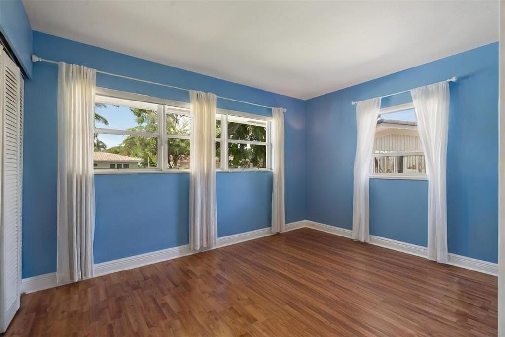 2808 Northeast 22nd Street - Photo 7 of 8