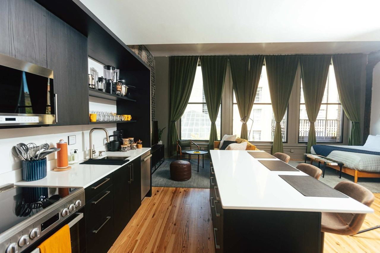 1911 3rd Ave N #1352420P - Photo 3 of 24