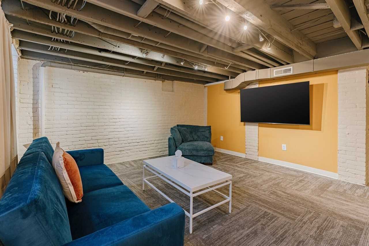 11323 Hessler Road #1365989P - Photo 5 of 37