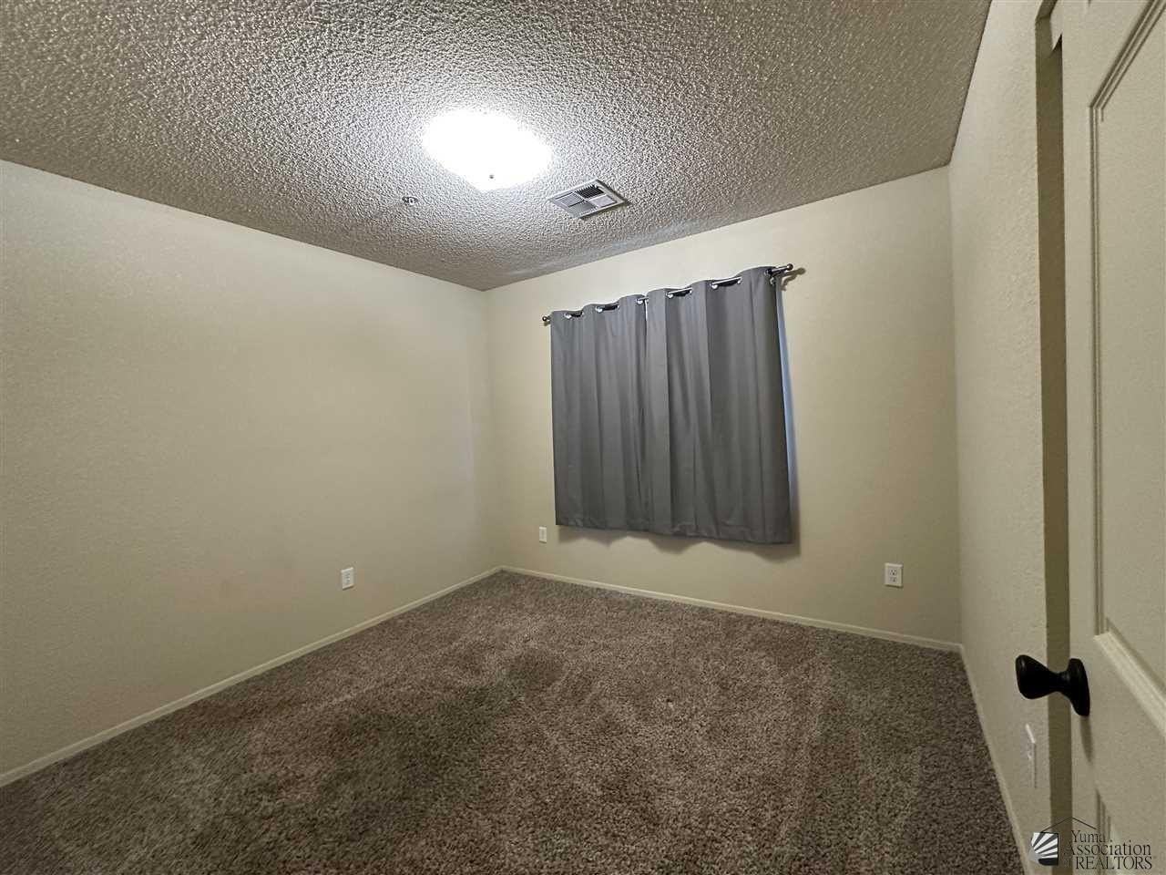 7278 E 39th St - Photo 6 of 12