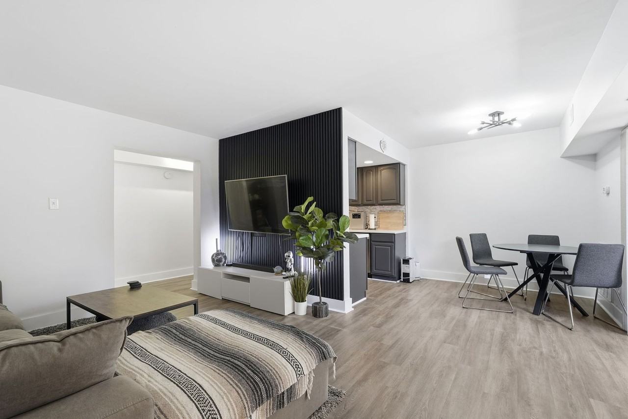 11647 Stoneview Sq - Photo 5 of 25