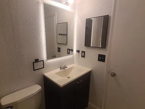 6216 Massachusetts Avenue - Photo 7 of 12