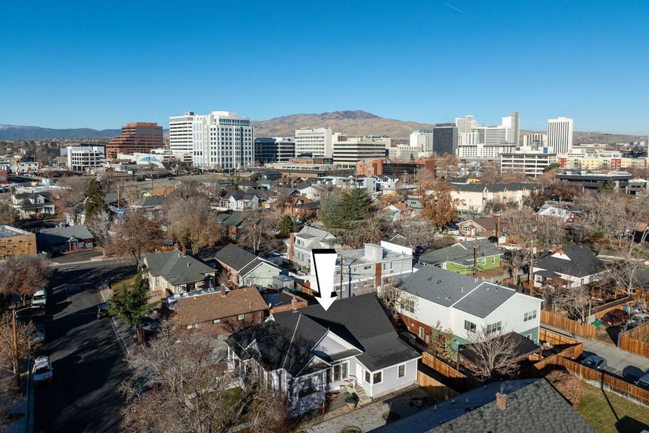 331 Roberts - Photo 2 of 3