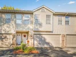 featured image of 6436 Reanna Way