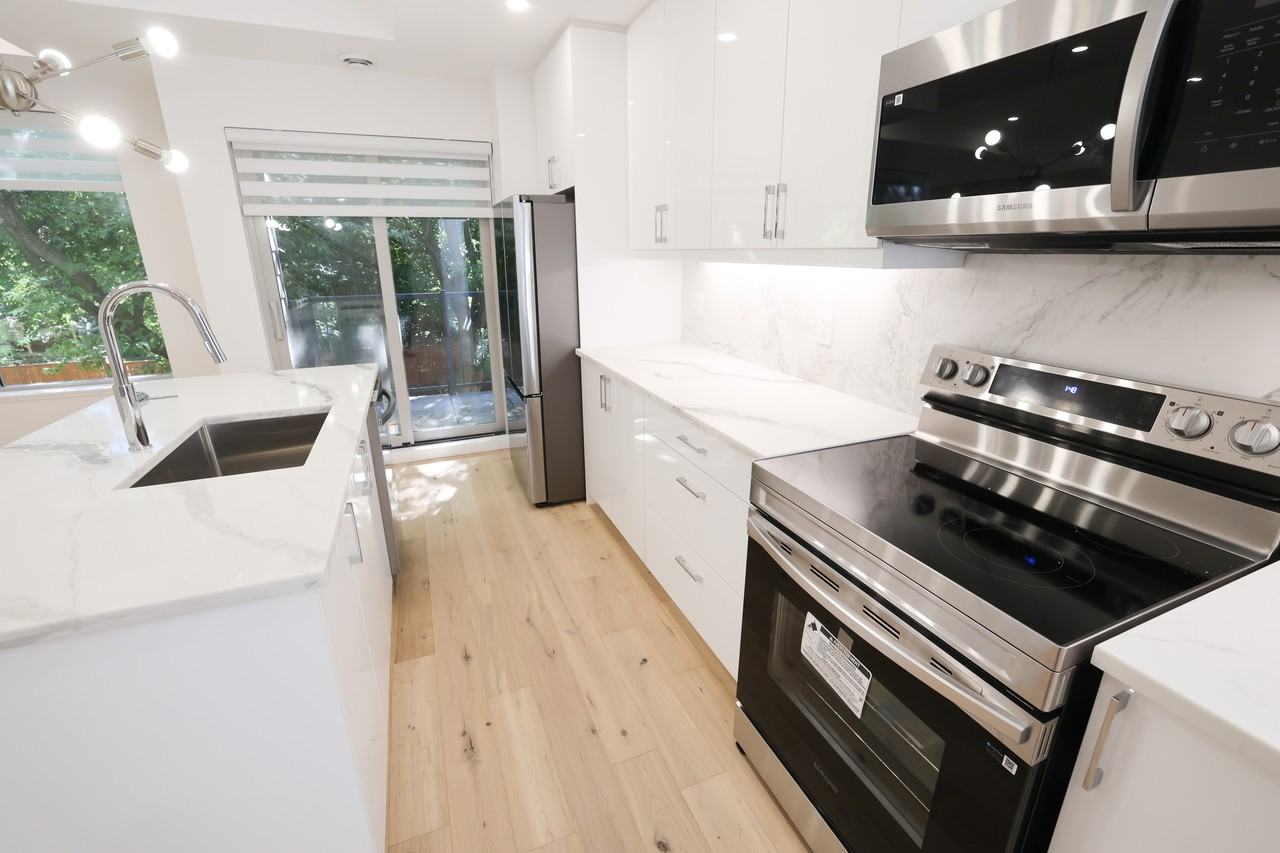 14 Stevens Avenue #E - Photo 4 of 10