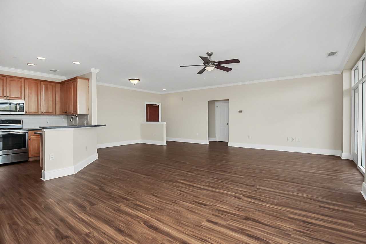 400 N Church St #1 - Photo 4 of 50