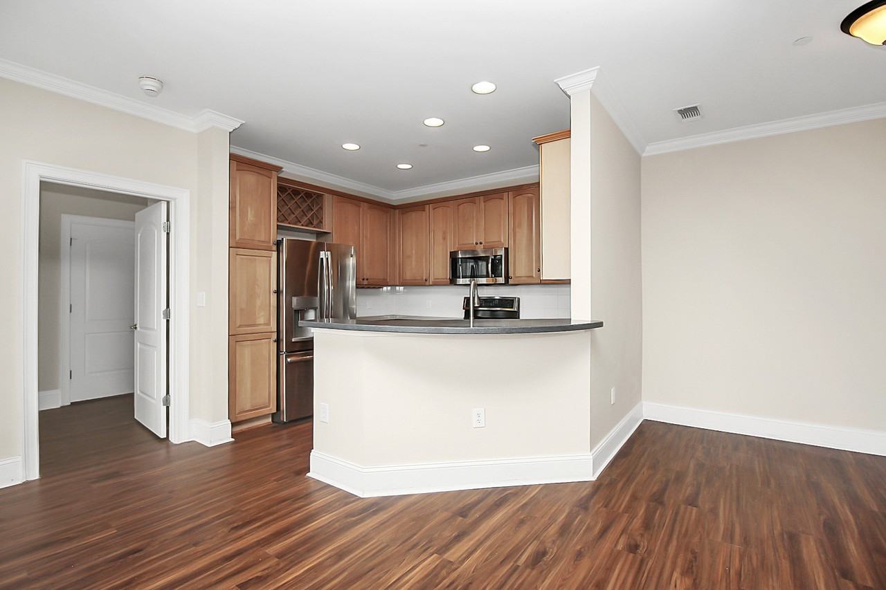 400 N Church St #1 - Photo 5 of 50