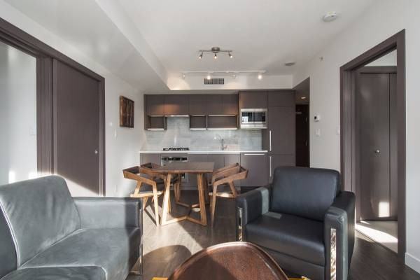 68 Smithe Street #518