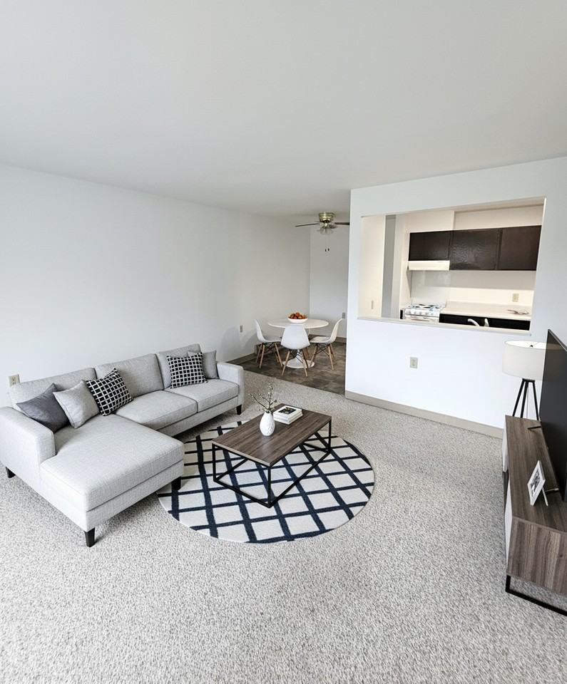 Whispering Pines - Photo 5 of 15