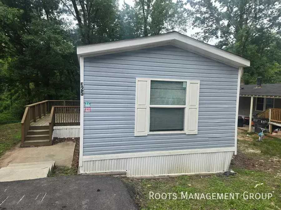 7735 Tara Boulevard - Photo 2 of 21