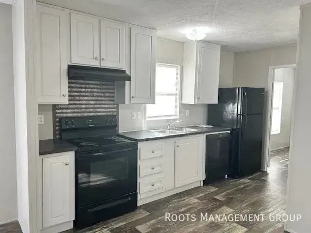 7735 Tara Boulevard - Photo 5 of 21