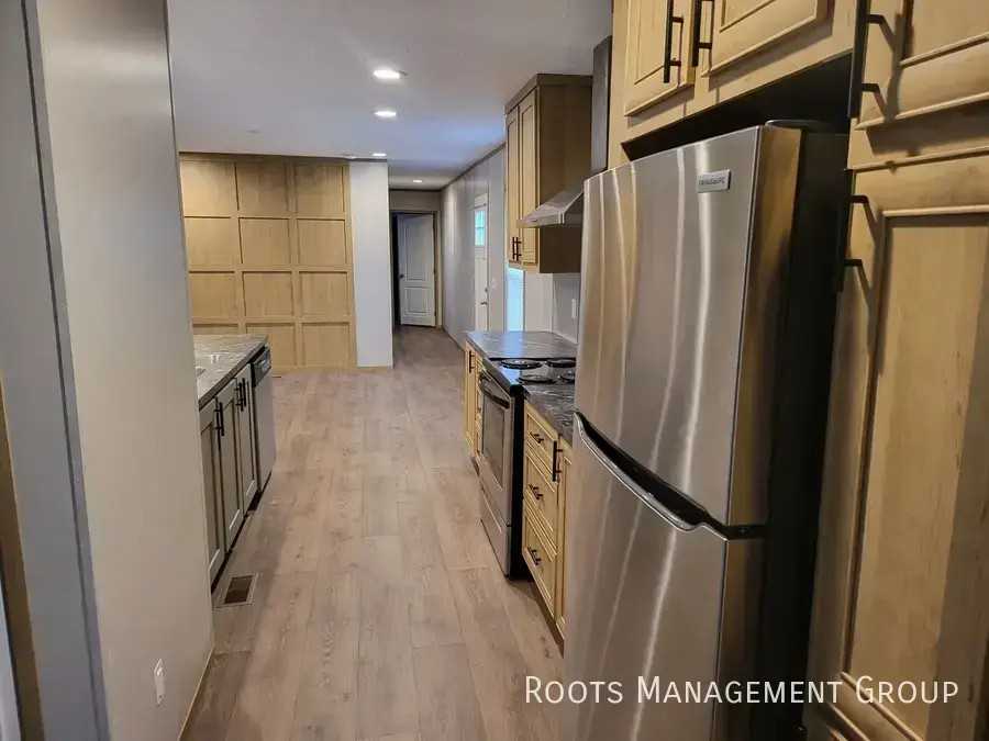 2407 Evergreen St #2407E - Photo 6 of 17