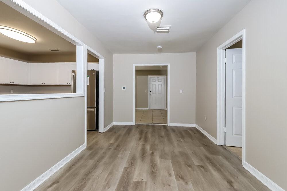 1021 S L St - Photo 6 of 16