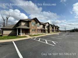 featured image of 2505 Ridgeland Cir