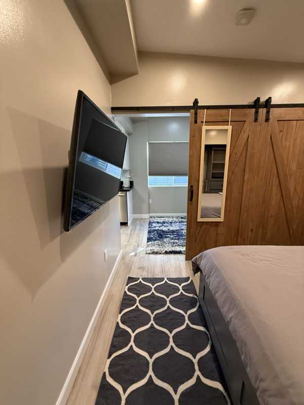 1519 1/2 W 37th Pl - Photo 3 of 16