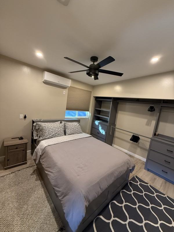 1519 1/2 W 37th Pl - Photo 4 of 16