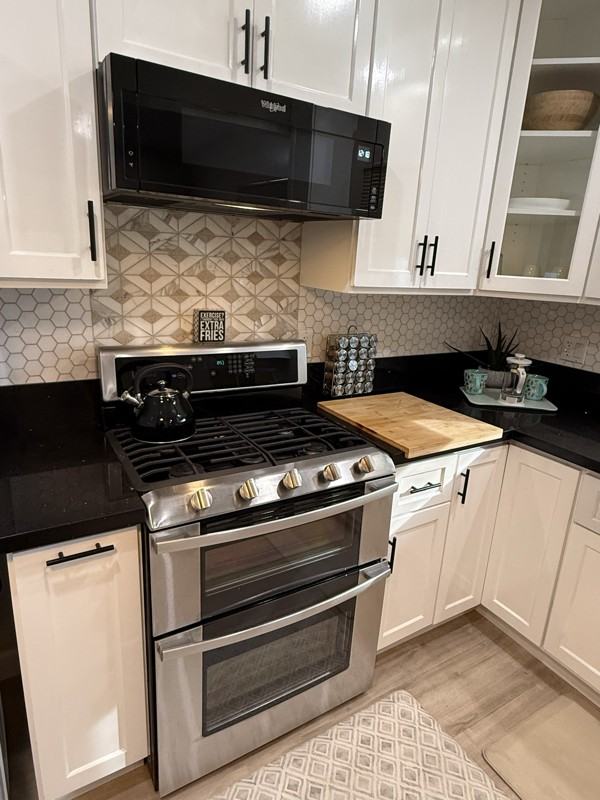 1519 1/2 W 37th Pl - Photo 7 of 16